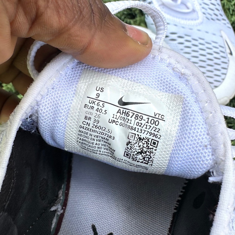 Nike Air Max 270 Women's Athletic Shoes Size 9 White - Picture 3 of 10